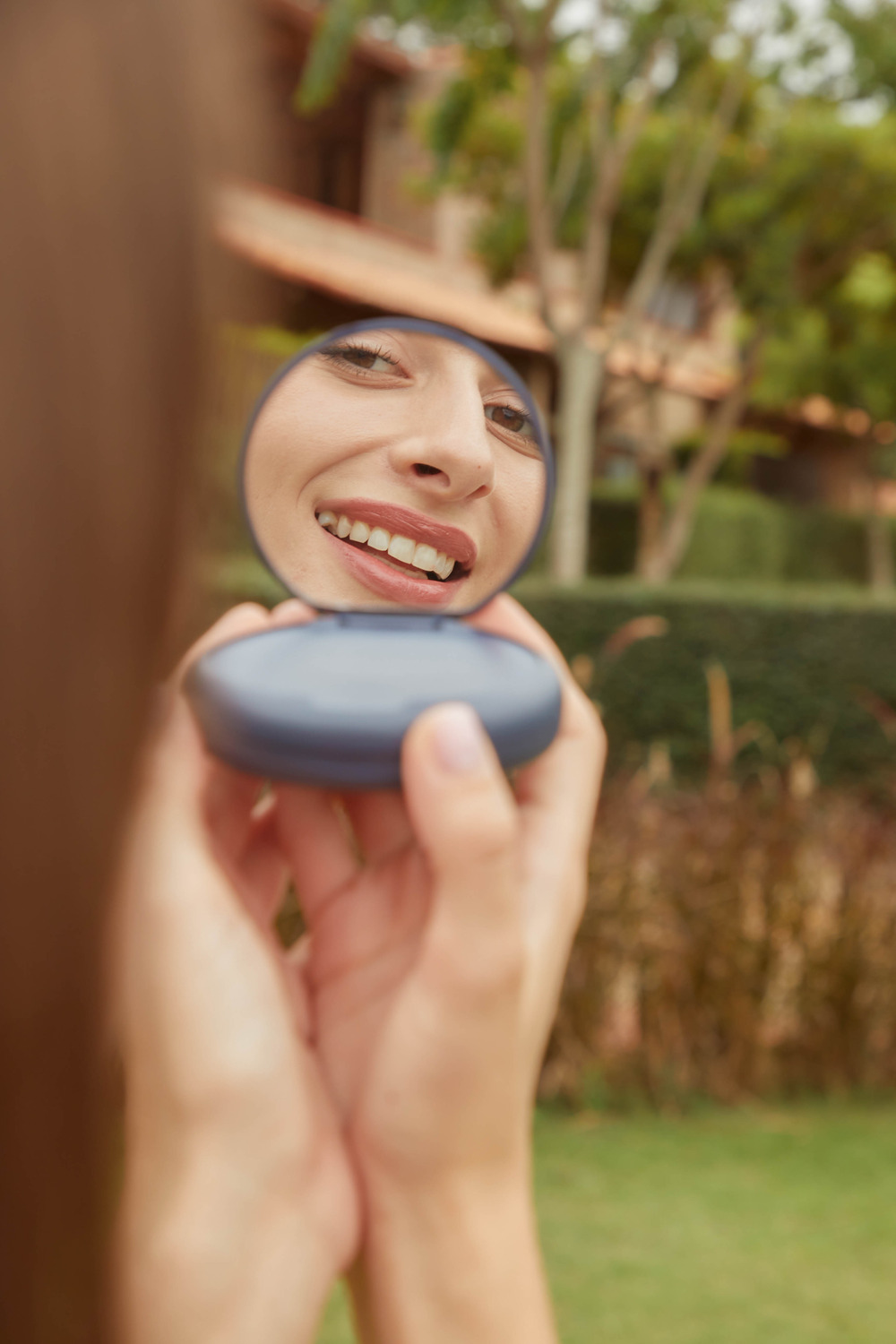 Elastic central layer